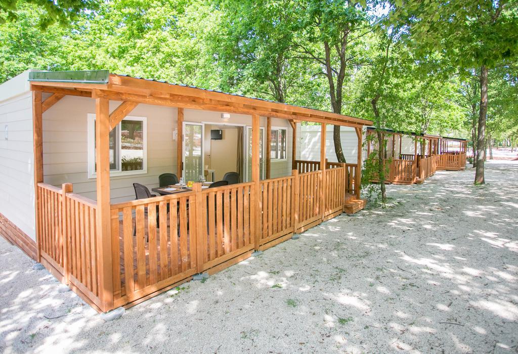 Istria Mobile Homes Bijela Uvala فونتانا الغرفة الصورة