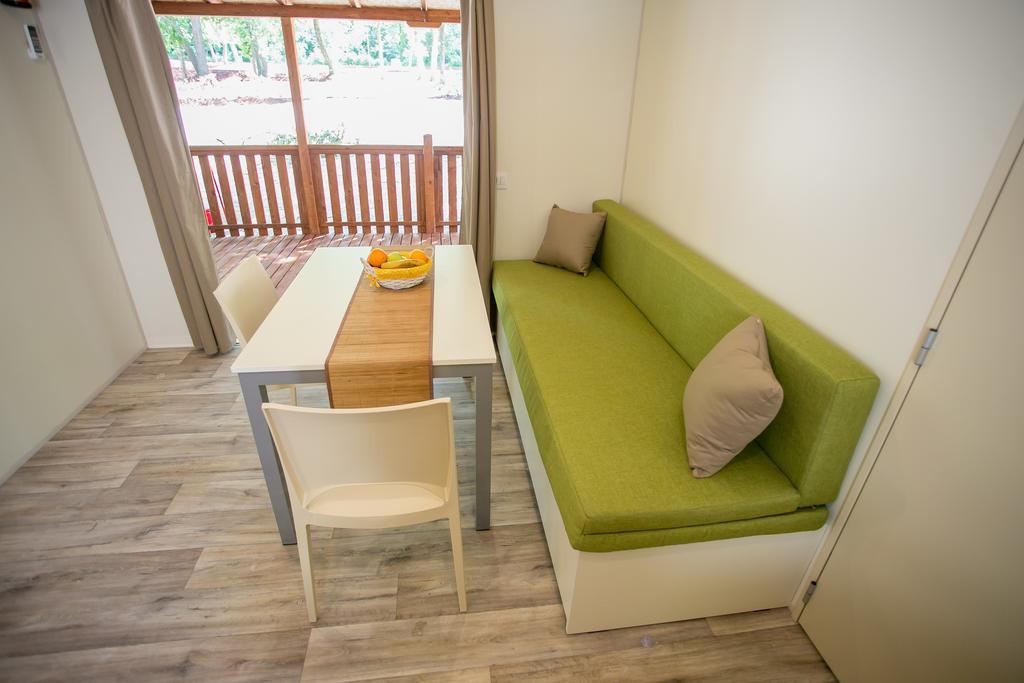 Istria Mobile Homes Bijela Uvala فونتانا المظهر الخارجي الصورة